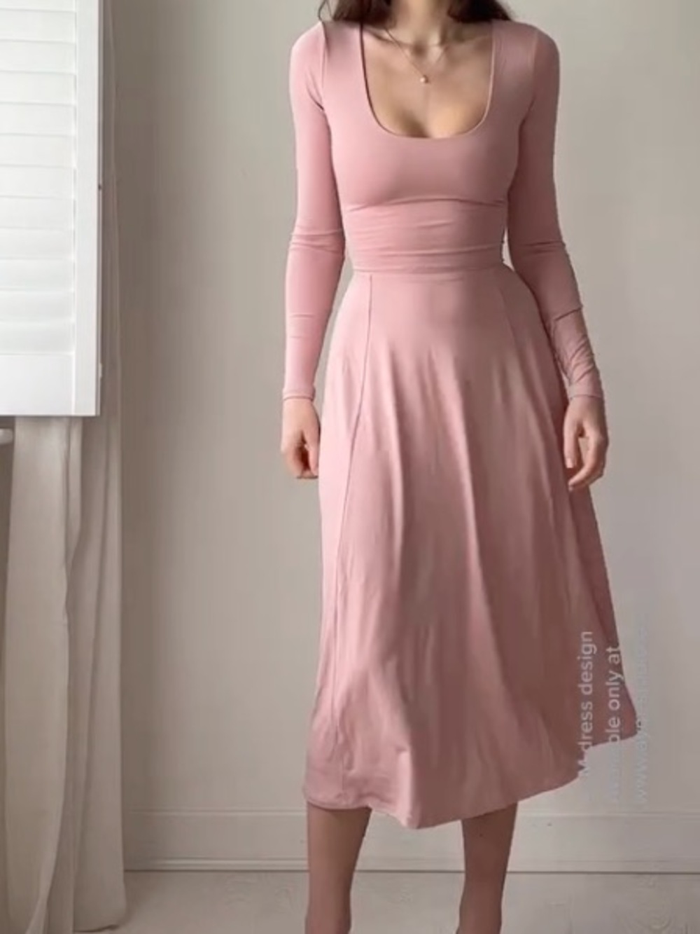 Scoop Neck Long Sleeve Midi Dress in Ballet Pink